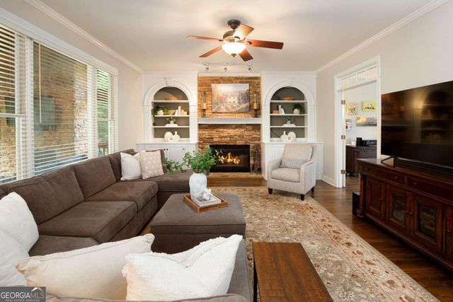 465 Hembree Grove Ovrlk, Roswell, GA 30076