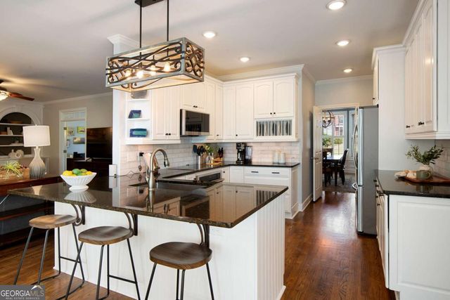 465 Hembree Grove Ovrlk, Roswell, GA 30076