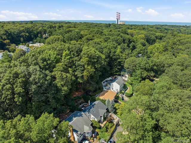 99 Norwood Avenue, Northport, NY 11768