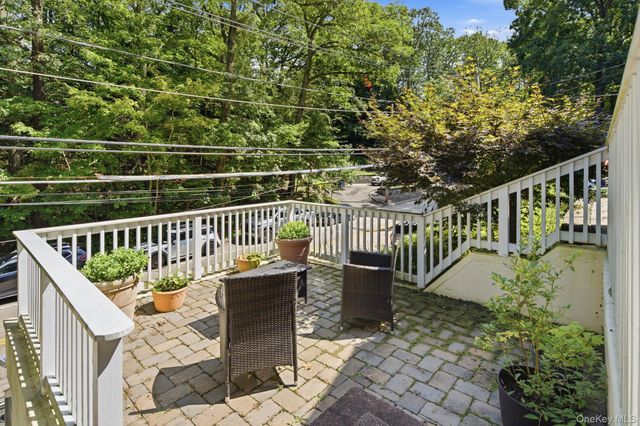 99 Norwood Avenue, Northport, NY 11768