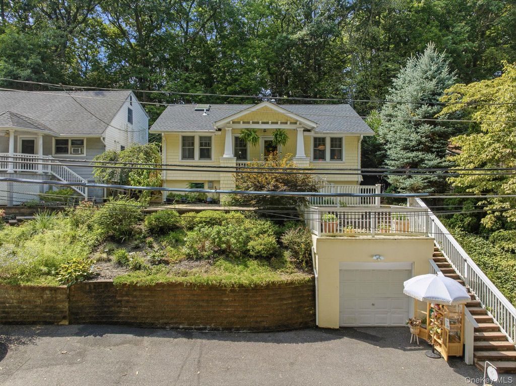 99 Norwood Avenue, Northport, NY 11768 — photo 3