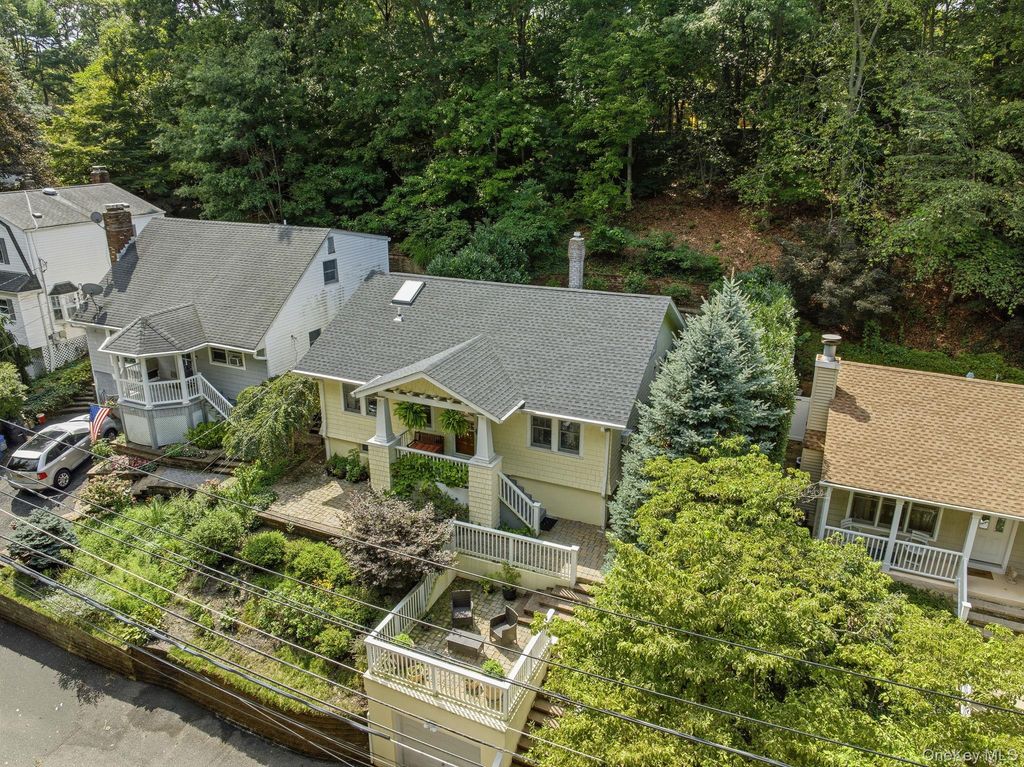 99 Norwood Avenue, Northport, NY 11768 — photo 4