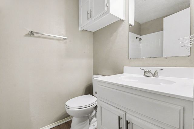 1562 Tiffany Forest Lane, Grapevine, TX 76051