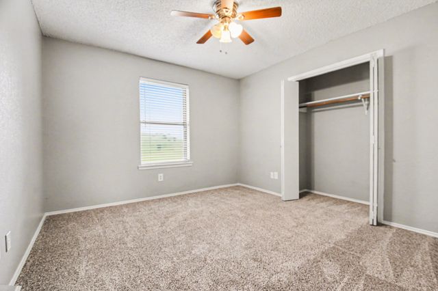 1562 Tiffany Forest Lane, Grapevine, TX 76051