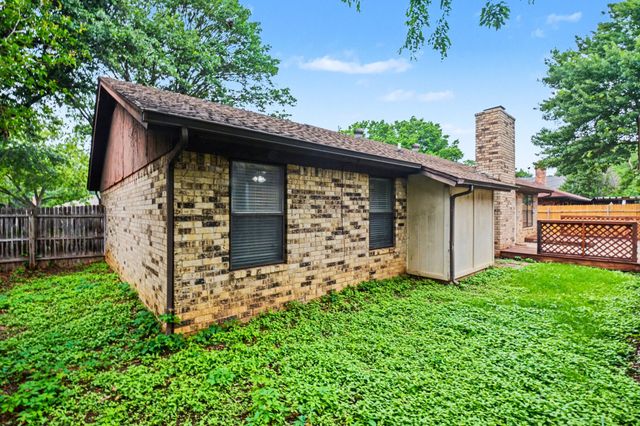 1562 Tiffany Forest Lane, Grapevine, TX 76051