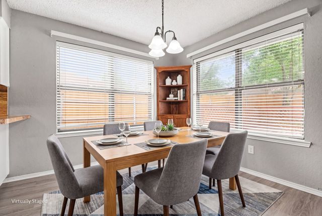 1562 Tiffany Forest Lane, Grapevine, TX 76051