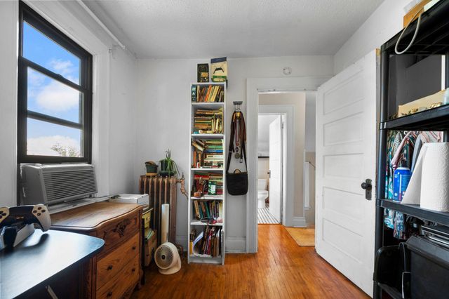 3612 Chicago Avenue, Minneapolis, MN 55407