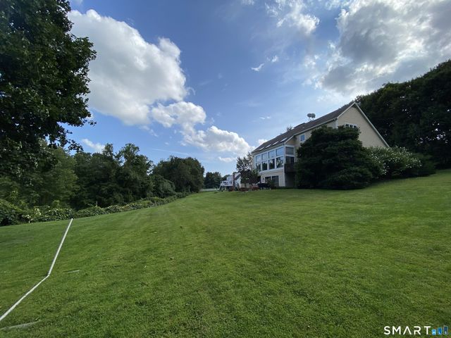 141 Saint Johns Road, Ridgefield, CT 06877