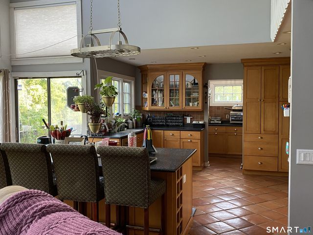 141 Saint Johns Road, Ridgefield, CT 06877
