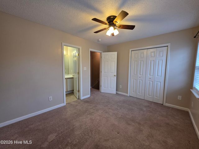 809 Timberlake Trail, Jacksonville, NC 28546