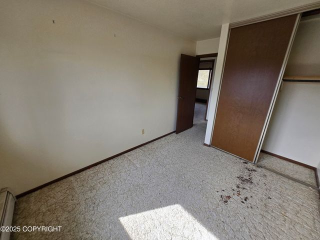 2521 W 77th Court, Anchorage, AK 99502