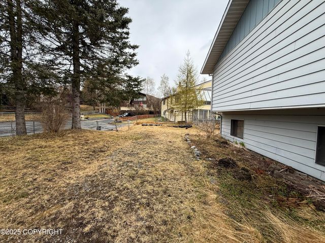 2521 W 77th Court, Anchorage, AK 99502