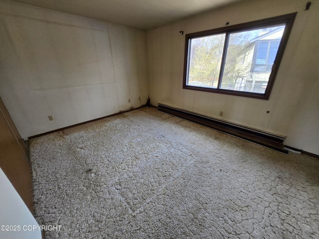 2521 W 77th Court, Anchorage, AK 99502