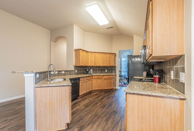 2878 Crestview Drive, Lewisville, TX 75067