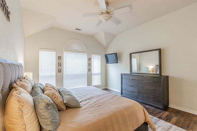 2878 Crestview Drive, Lewisville, TX 75067