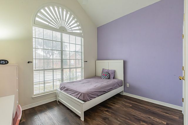 2878 Crestview Drive, Lewisville, TX 75067