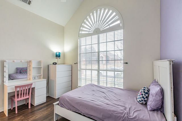 2878 Crestview Drive, Lewisville, TX 75067