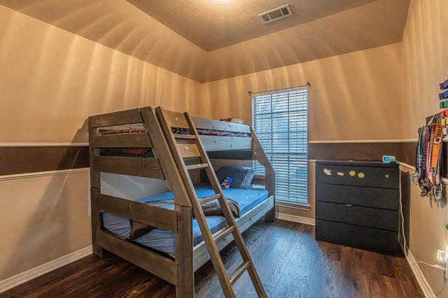 2878 Crestview Drive, Lewisville, TX 75067