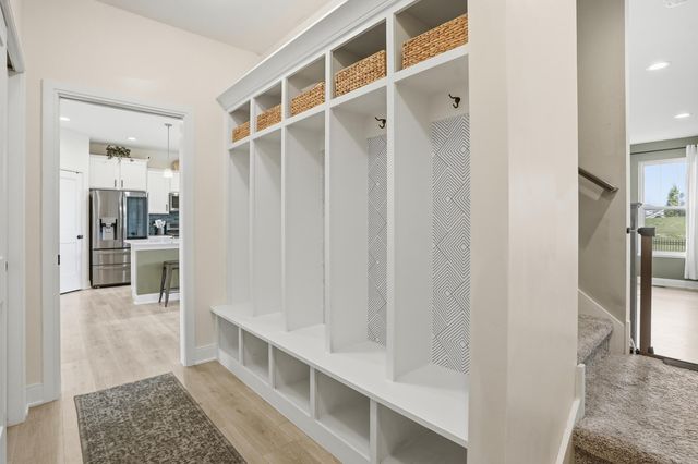 10423 Juniper Lane, St. John, IN 46373