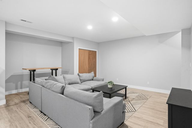 10423 Juniper Lane, St. John, IN 46373
