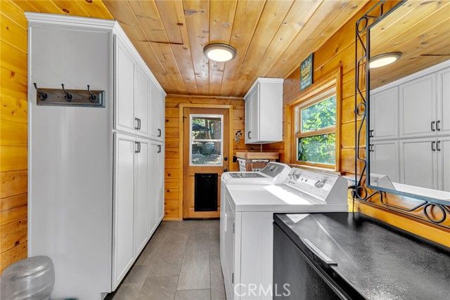 54055 Strawberry Valley Drive, Idyllwild, CA 92549