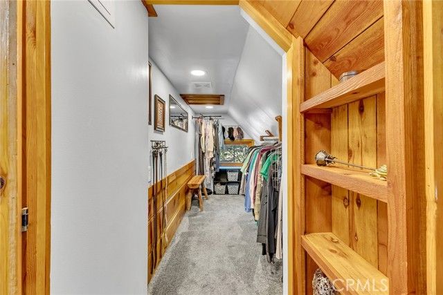 54055 Strawberry Valley Drive, Idyllwild, CA 92549