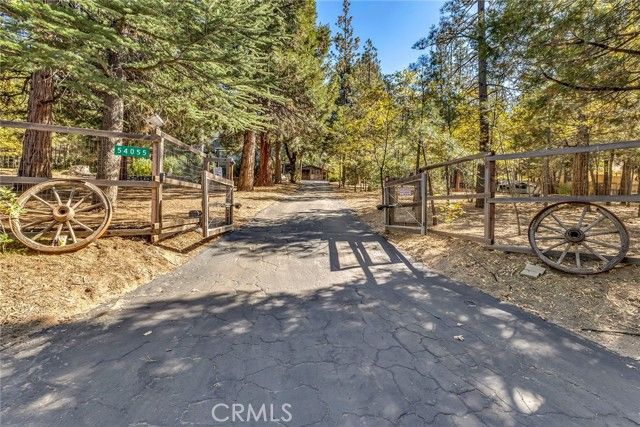 54055 Strawberry Valley Drive, Idyllwild, CA 92549