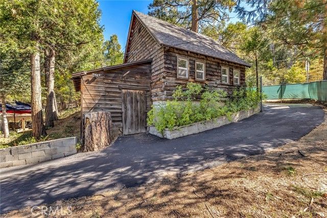 54055 Strawberry Valley Drive, Idyllwild, CA 92549