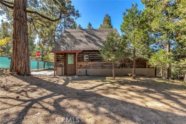 54055 Strawberry Valley Drive, Idyllwild, CA 92549