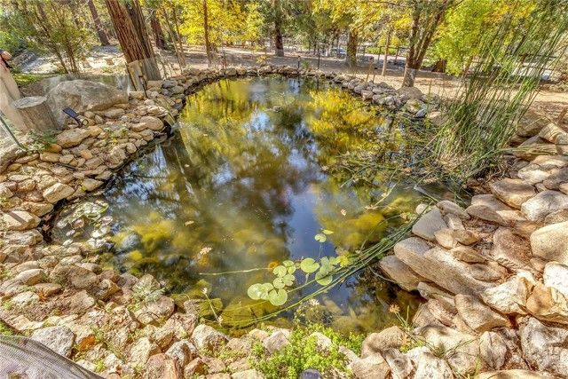 54055 Strawberry Valley Drive, Idyllwild, CA 92549
