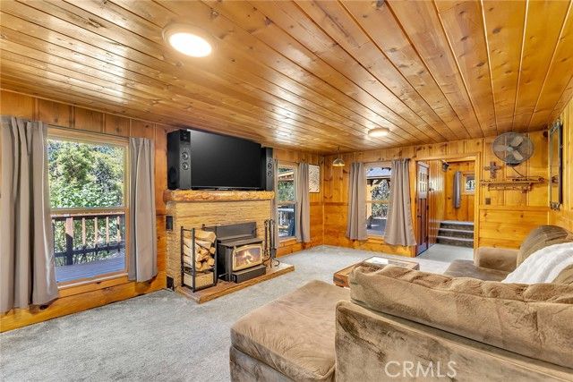 54055 Strawberry Valley Drive, Idyllwild, CA 92549