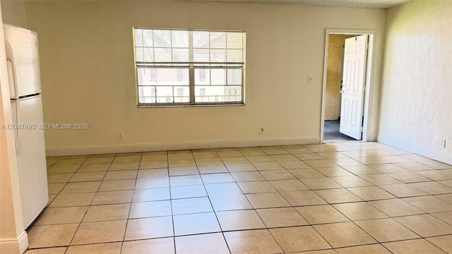 978 SW 10th Dr 21, Pompano Beach, FL 33060
