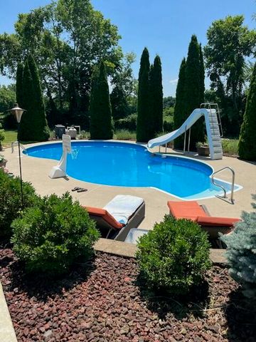 2701 Sunchase Boulevard, Burlington, KY 41005