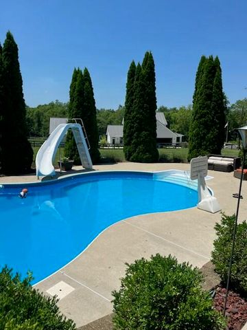 2701 Sunchase Boulevard, Burlington, KY 41005