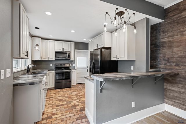 1115 QUINCY, Rapid City, SD 57701