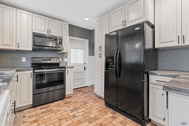 1115 QUINCY, Rapid City, SD 57701