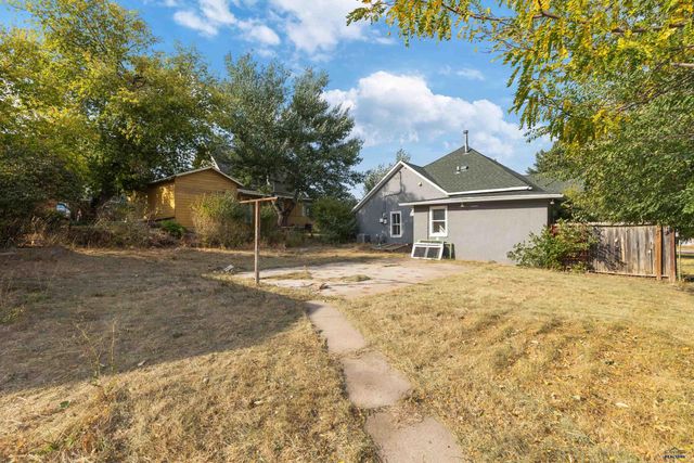 1115 QUINCY, Rapid City, SD 57701