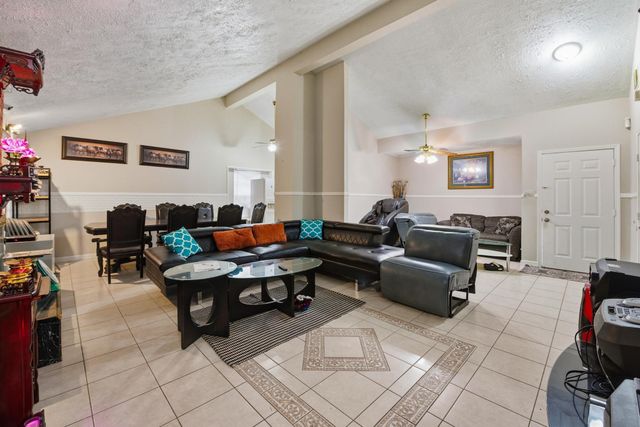 11603 Olivewood Drive, Houston, TX 77089