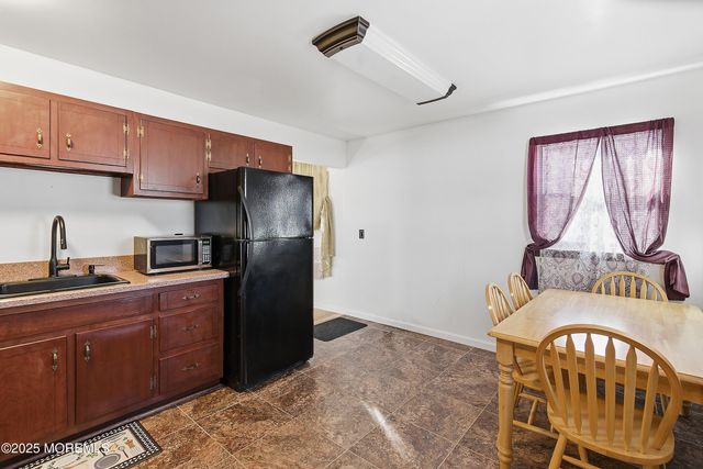 11 Forest Valley Drive, Toms River, NJ 08755