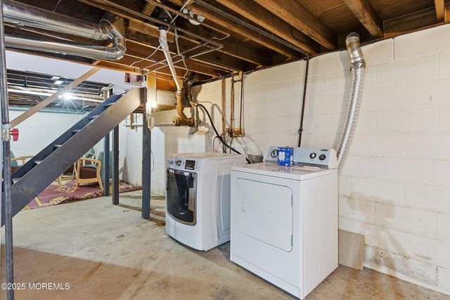 11 Forest Valley Drive, Toms River, NJ 08755