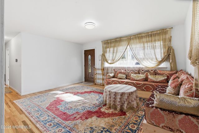 11 Forest Valley Drive, Toms River, NJ 08755