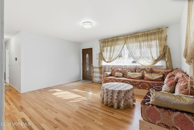 11 Forest Valley Drive, Toms River, NJ 08755