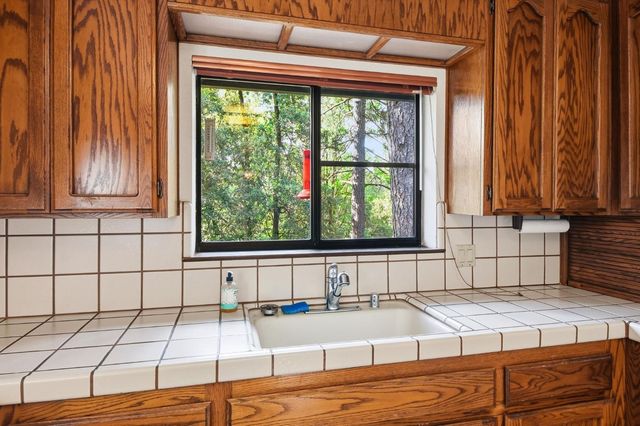 661 E Cape Horn Rd, Colfax, CA 95713