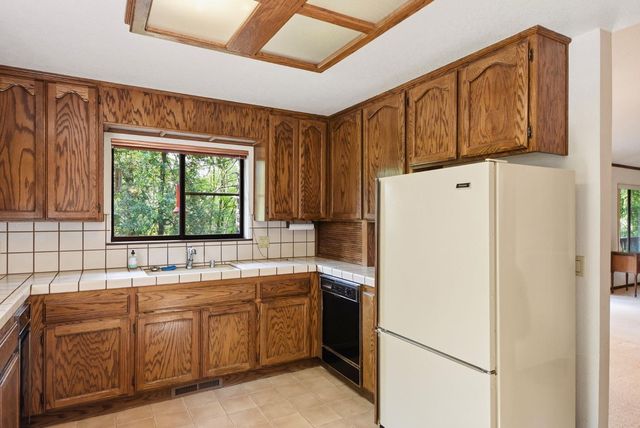 661 E Cape Horn Rd, Colfax, CA 95713