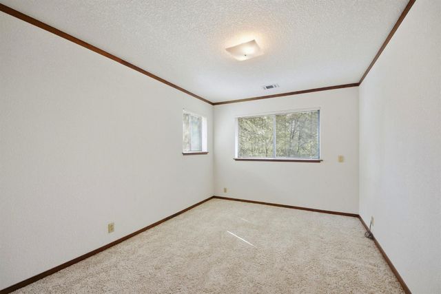 661 E Cape Horn Rd, Colfax, CA 95713