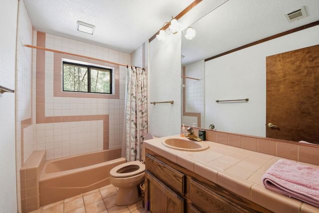 661 E Cape Horn Rd, Colfax, CA 95713