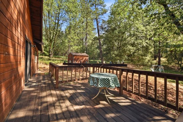 661 E Cape Horn Rd, Colfax, CA 95713