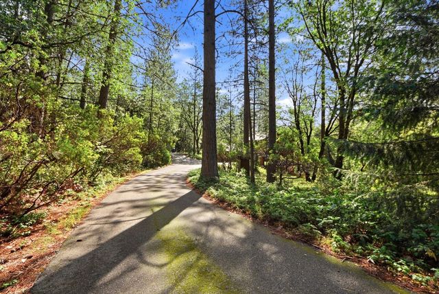 661 E Cape Horn Rd, Colfax, CA 95713