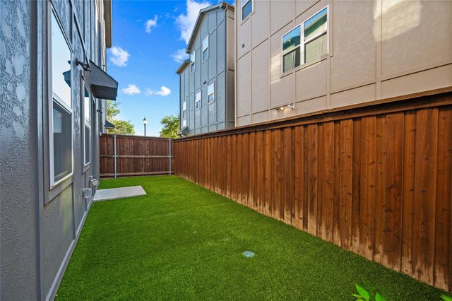 2646 Carolwood Lane, Dallas, TX 75212