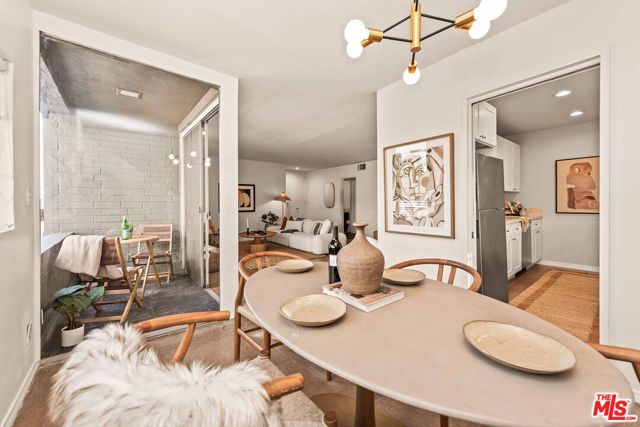 8401 Fountain Avenue 13, West Hollywood, CA 90069